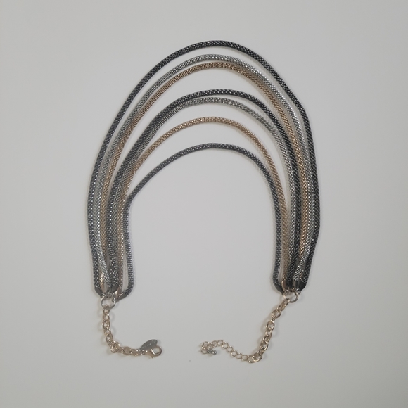 3 Toned Layered Necklace - Picture 6 of 6